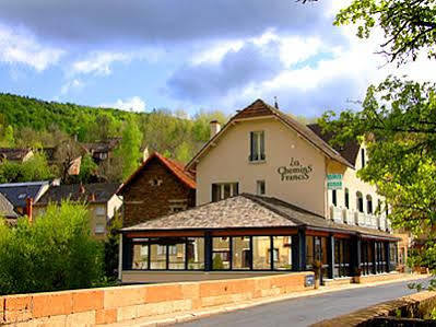 Les Chemins Francis - Modern Hotel Bagnols-les-Bains Exterior foto
